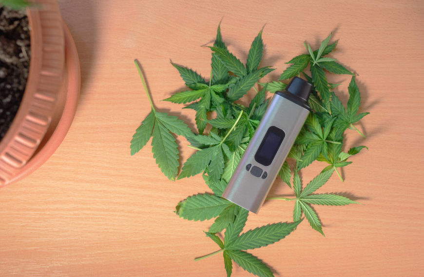 3 reasons to switch from smoking cannabis to dry herb vaporizing