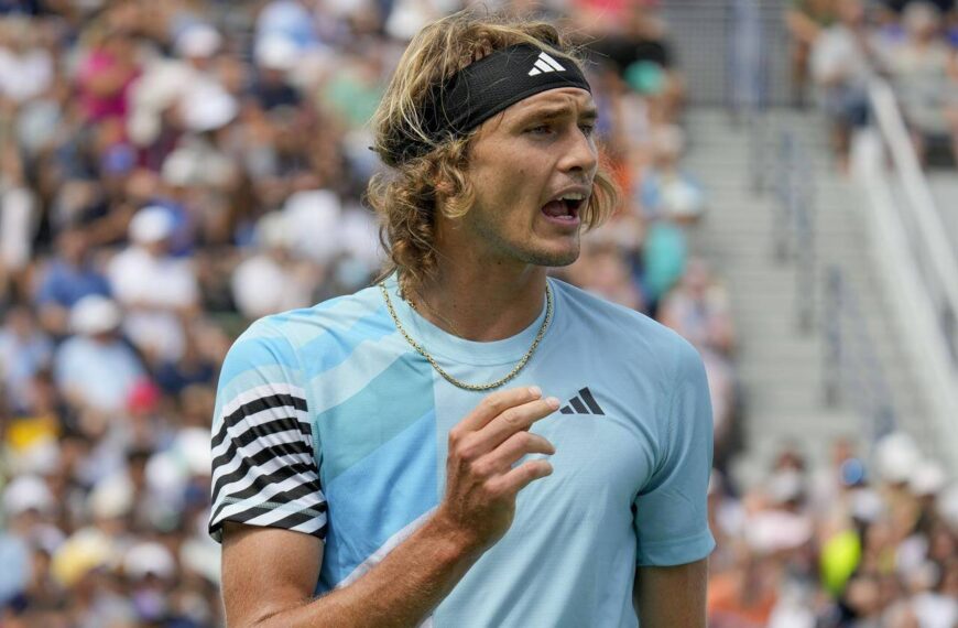 ‘Like Snoop Dogg’s living room’: Pot smell wafts over notorious U.S. Open court